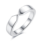 Detailed macro of heart-shaped setting and prong work on women's band