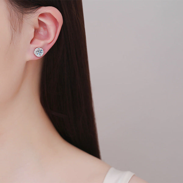 Effortless Elegance: Discover Magnetic Moissanite & CZ Halo Studs for Everyone