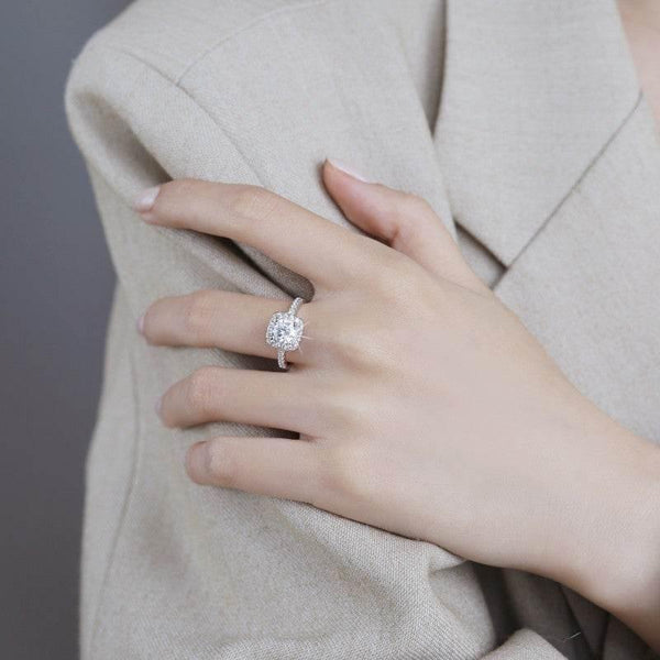 How a Colorful Cushion Ring Becomes Your Everyday Promise