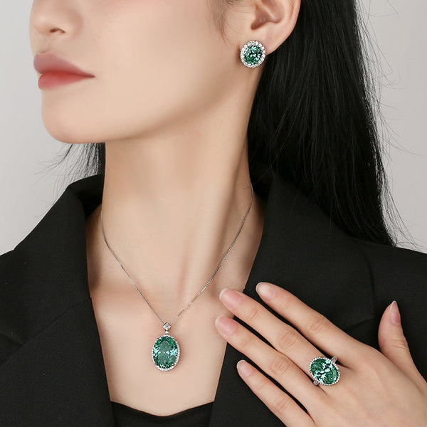 Embrace Elegance: The Allure of FITINY’s Nest Cut Para Green Halo Jewelry Set