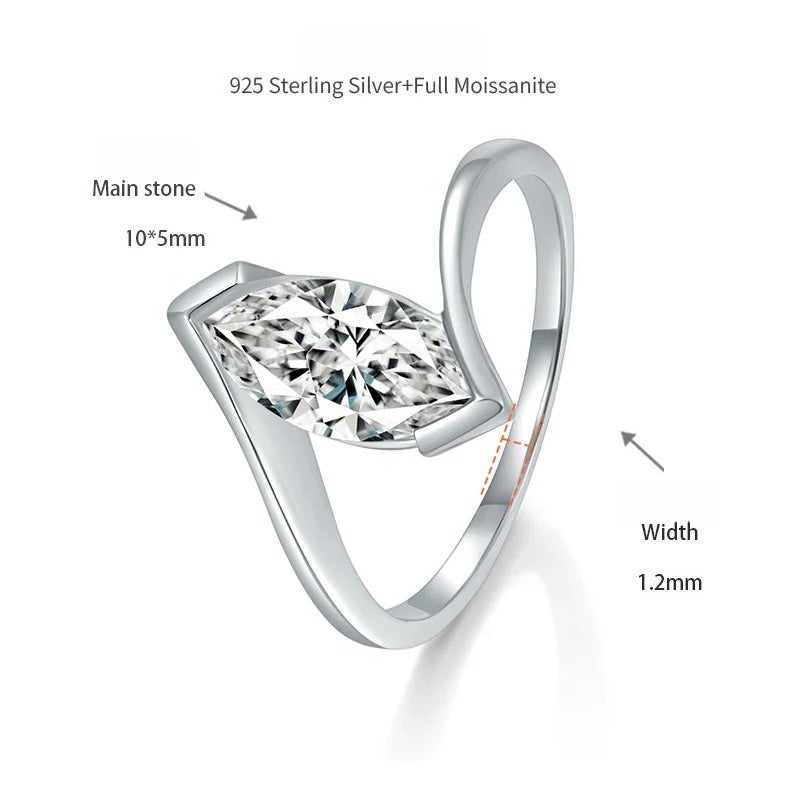 Oval Moissanite Ring in White Gold or Yellow Gold – Minimali - Detail View - FITINY Jewelry