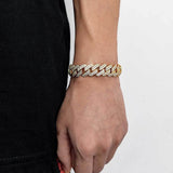 Bracelet shown with measuring tape indicating 7-inch length