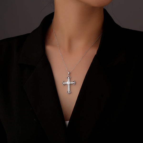 S925 Sterling Silver Moissanite Cross Necklace for Men and Women – Delicate Cross Pendant Elegant Collarbone Chain