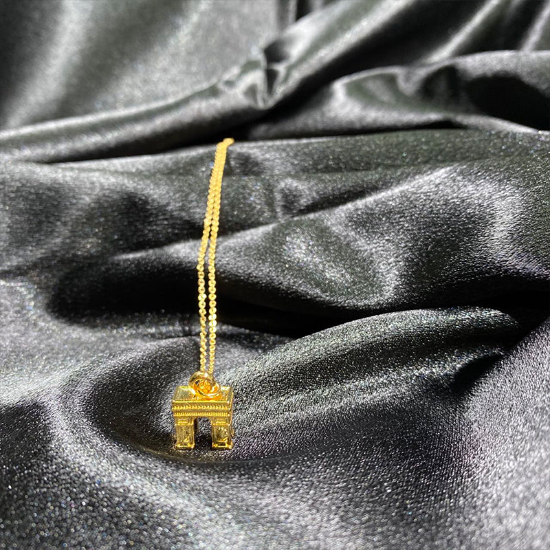 Gold triumphal arch necklace